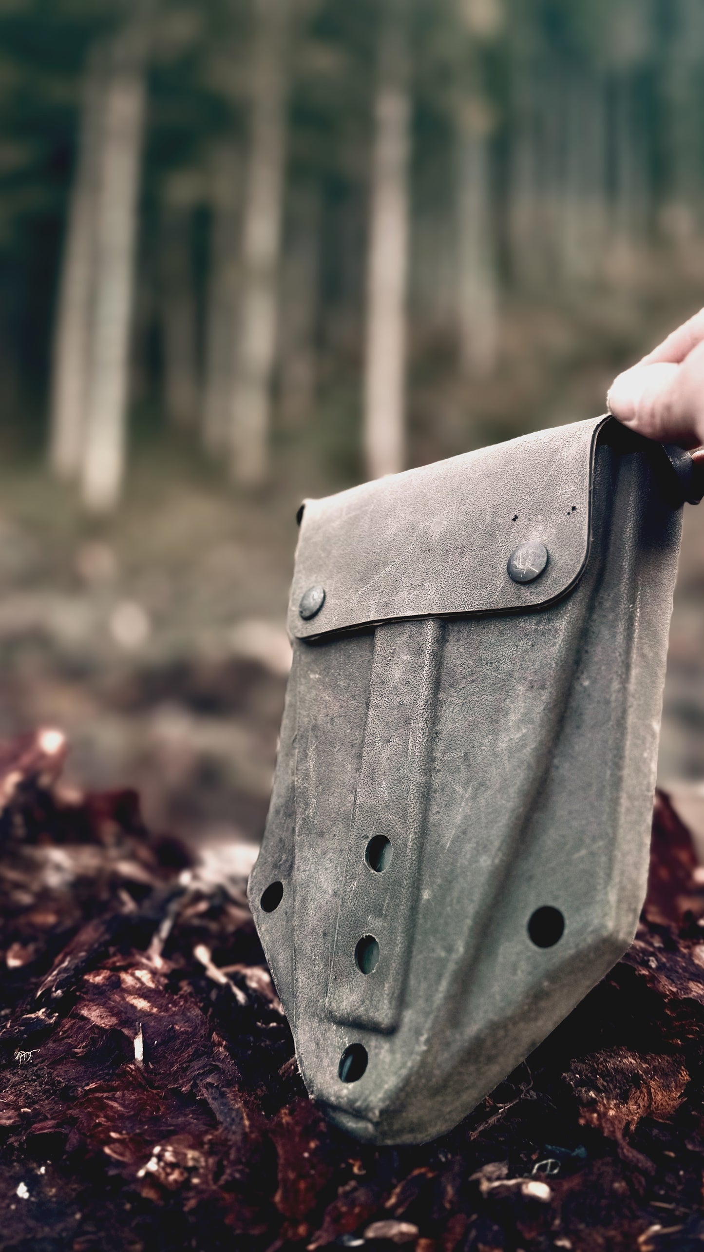 German E-Tool - Military Trifold Shovel - Used