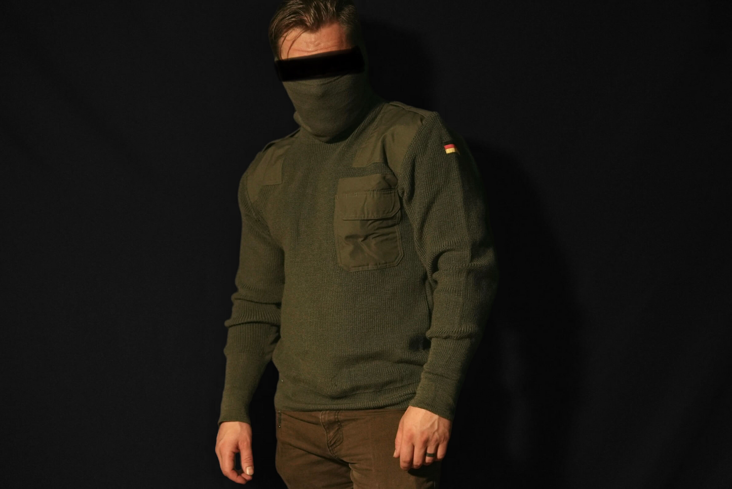 German OD Commando Sweater - Like New