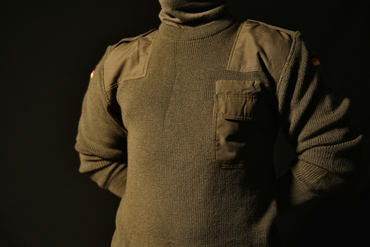 German OD Commando Sweater - Like New