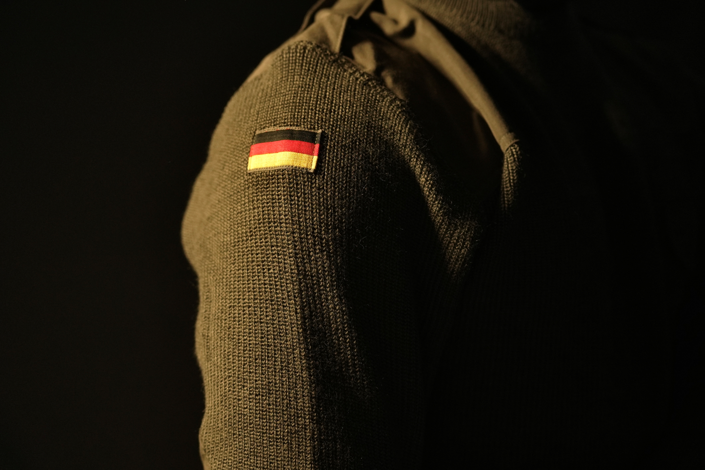 German OD Commando Sweater - Like New